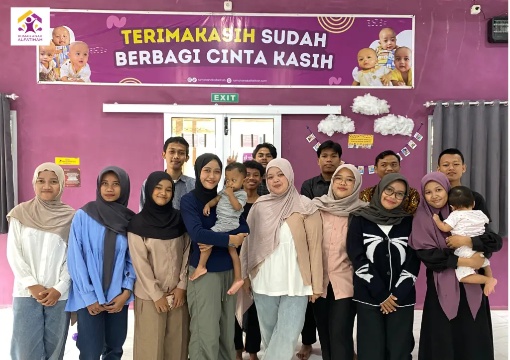 Hangatnya Kepedulian Karang Taruna Toprayan Cawas untuk Anak-Anak Rumah Anak Alfatihah